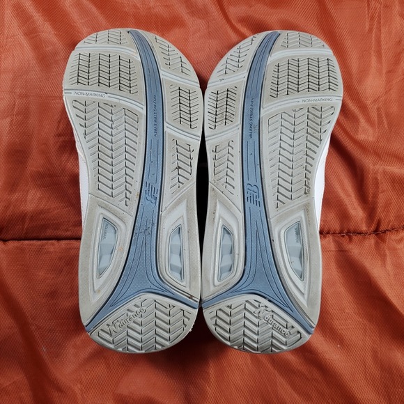 New Balance Women's 928 V3 Lace-up Walking Shoe Size 9 White - Picture 12 of 16